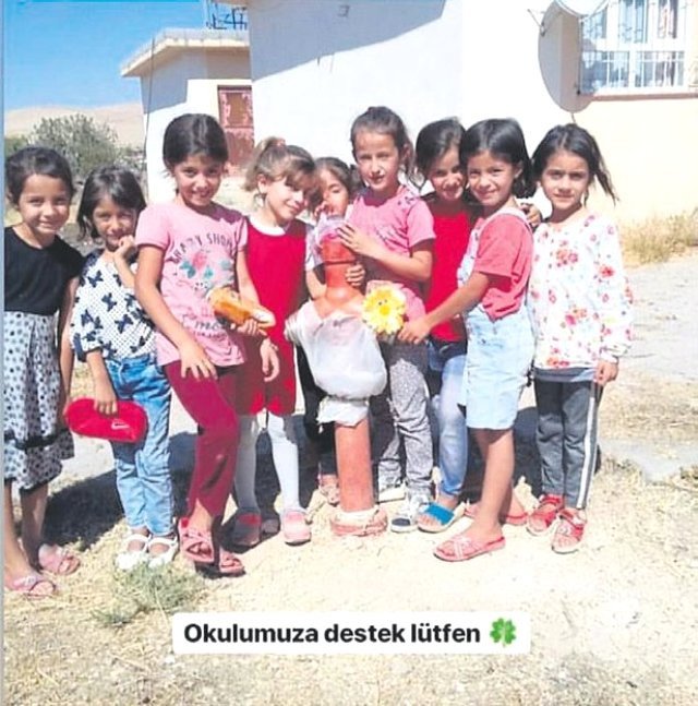 "Hercai"nin ulduzundan təqdirəlayiq hərəkət - FOTO "Hercai"nin ulduzundan təqdirəlayiq hərəkət - FOTO