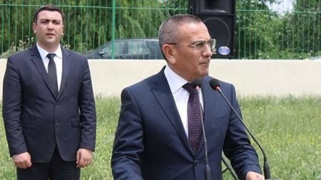 Şəmkirin icra başçısından şikayət var: - "Özümü qatarın altına atacağam"