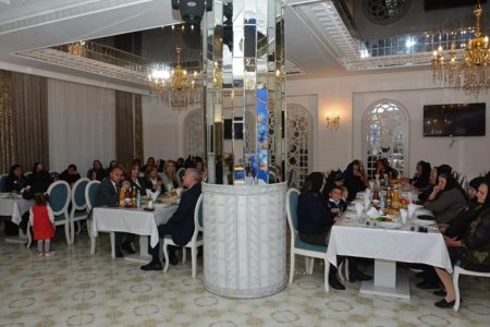 QHT rəhbəri Yasəmən Qəyyumlu İmişlidə şəhid ailələri üçün iftar süfrəsi təşkil edib