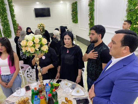 QHT rəhbəri Qurban bayramını şəhid ailələri və qazilərlə qeyd edib QHT rəhbəri Qurban bayramını şəhid ailələri və qazilərlə qeyd edib