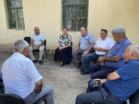 QHT sədri Yasəmən Qəyyumova seçicilərlə görüşlərə başladı QHT sədri Yasəmən Qəyyumova seçicilərlə görüşlərə başladı