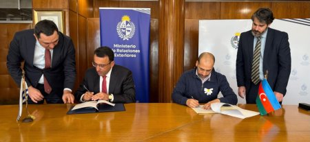 Uruqvaylı gənc diplomatlar ADA Universitetində təşkil olunan kurslarda iştirak edəcəklər