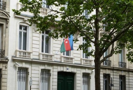Azərbaycanın Fransadakı səfirliyi bu ölkədə vətəndaşlarımızın üzləşdikləri vəziyyətlə bağlı məlumat yayıb