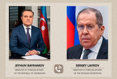 Ceyhun Bayramov ilə Sergey Lavrov arasında telefon danışığı baş tutub