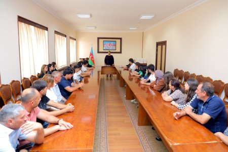 Naxçıvanda sosial qayğıya ehtiyacı olan 32 şagird tələbə adını qazanıb
