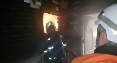 Xırdalanda çoxmərtəbəli yaşayış binasında baş verən yanğın söndürülüb