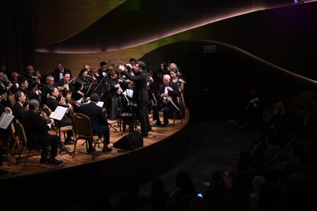 Əməkdar kollektiv Səid Rüstəmov adına Xalq Çalğı Alətləri Orkestrinin konserti olub Əməkdar kollektiv Səid Rüstəmov adına Xalq Çalğı Alətləri Orkestrinin konserti olub